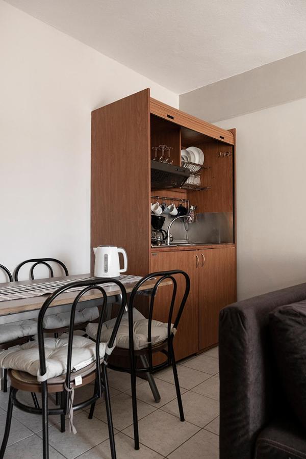 Kalvou Flat Apartment Thessaloniki Exterior photo